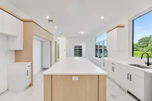 40 Singer Ave, Spring Valley, NY 10977 - Photo 13