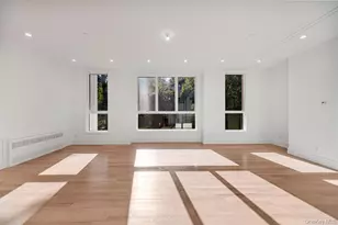 40 Singer Ave, Spring Valley, NY 10977 - Photo 7