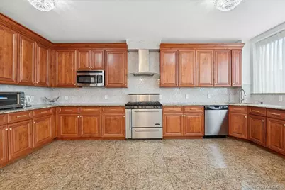 99-31 66 Avenue #7B, Rego Park, NY 11374 - Photo 9