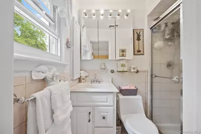 550 Saw Mill River Road, Millwood, NY 10546 - Photo 11