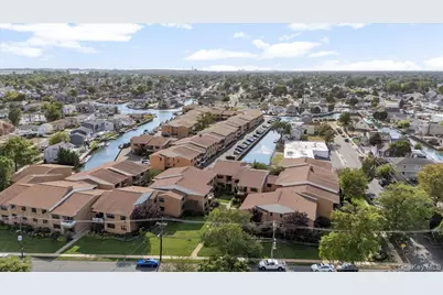 210 Westend Avenue #8B, Freeport, NY 11520 - Photo 17