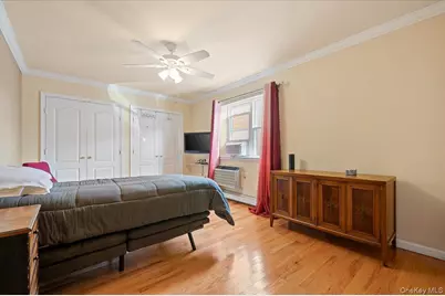 210 Westend Avenue #8B, Freeport, NY 11520 - Photo 13