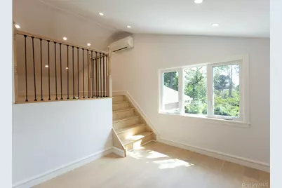 85-49 Avon Street, Jamaica, NY 11432 - Photo 23