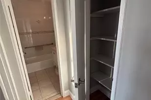 4200 Herkimer Pl, Bronx, NY 10470 - Photo 17