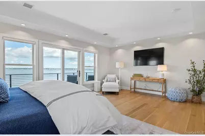 20 Cove Lane, Westhampton Dunes, NY 11978 - Photo 21