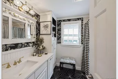 15 Briarwood Drive, Huntington, NY 11743 - Photo 13