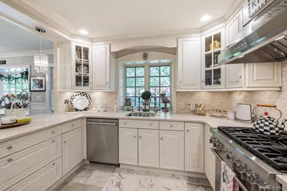 15 Briarwood Drive, Huntington, NY 11743 - Photo 3