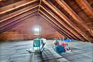 42 Satterie Ave, Valley Stream, NY 11580 - Photo 13