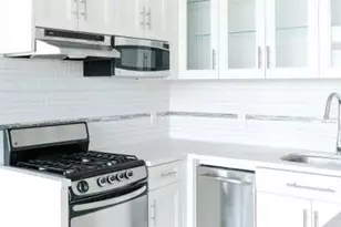 40-55 College Point Blvd, Flushing, NY 11354 - Photo 5
