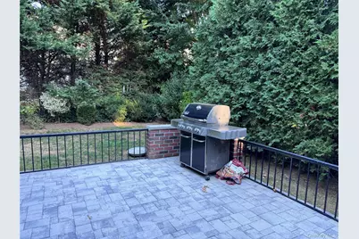 195 Sackville Road, Garden City, NY 11530 - Photo 9