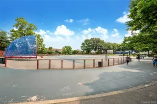 39-20 52nd St, Woodside, NY 11377 - Photo 17