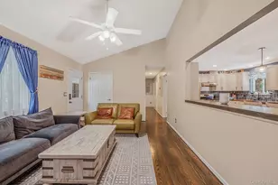 3 Emily Ct, Hampton Bays, NY 11946 - Photo 5