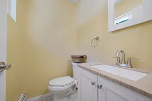 3 Emily Ct, Hampton Bays, NY 11946 - Photo 9