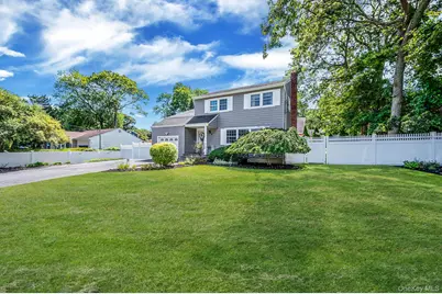 42 Apricot Place, Ronkonkoma, NY 11779 - Photo 3