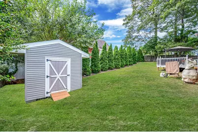 42 Apricot Place, Ronkonkoma, NY 11779 - Photo 35