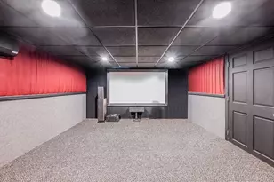 42 Apricot Pl, Ronkonkoma, NY 11779 - Photo 29