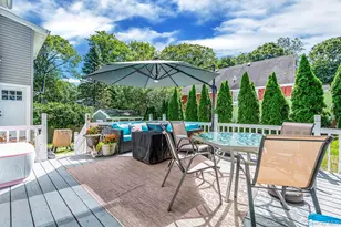 42 Apricot Pl, Ronkonkoma, NY 11779 - Photo 33