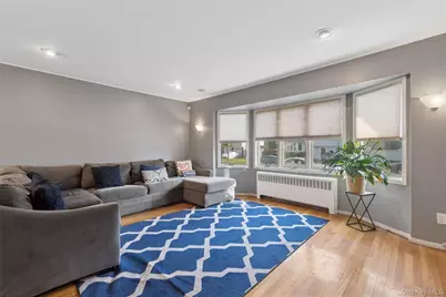 329 N Wyoming Avenue, Massapequa, NY 11758 - Photo 3