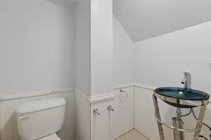 329 N Wyoming Ave, Massapequa, NY 11758 - Photo 15