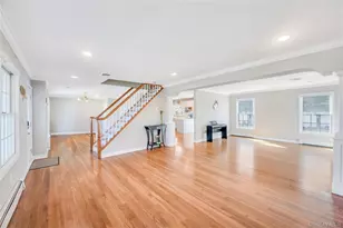 131 Carol Rd, East Meadow, NY 11554 - Photo 5