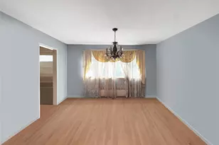 118-39 205th St, Saint Albans, NY 11412 - Photo 5