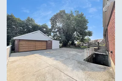 11839 205th Street, Saint Albans, NY 11412 - Photo 3