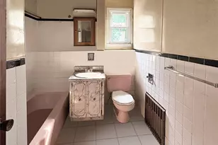 118-39 205th St, Saint Albans, NY 11412 - Photo 21