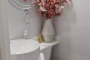 2533 Fish Ave, Bronx, NY 10469 - Photo 9