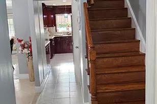 2533 Fish Ave, Bronx, NY 10469 - Photo 7