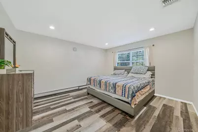 3 Embassy Road, Selden, NY 11784 - Photo 25