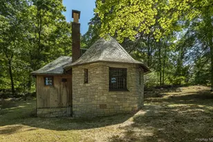 99 Quaker Bridge Rd, Croton on Hudson, NY 10520 - Photo 41