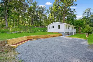 2091 Maple Ave, Cortlandt Manor, NY 10567 - Photo 3