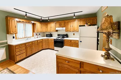 173 Yulan Barryville Road, Barryville, NY 12719 - Photo 9