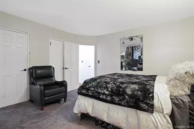 89-29 Shore Parkway #2, Howard Beach, NY 11414 - Photo 15