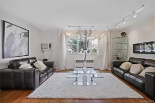 89-29 Shore Pkwy, Howard Beach, NY 11414 - Photo 5