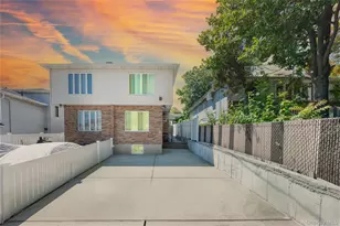 26 Conger, New York, NY 10305 - Photo 1