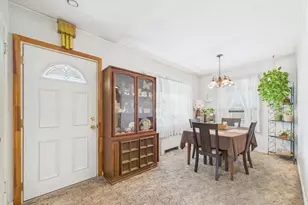 81 Cedarlawn Blvd, Valley Stream, NY 11580 - Photo 5