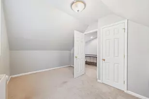 81 Cedarlawn Blvd, Valley Stream, NY 11580 - Photo 11