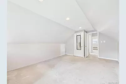 81 Cedarlawn Boulevard, Valley Stream, NY 11580 - Photo 15