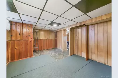 81 Cedarlawn Boulevard, Valley Stream, NY 11580 - Photo 23