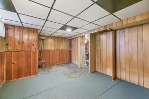 81 Cedarlawn Blvd, Valley Stream, NY 11580 - Photo 23