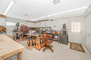 43 Duck Ln, West Islip, NY 11795 - Photo 37