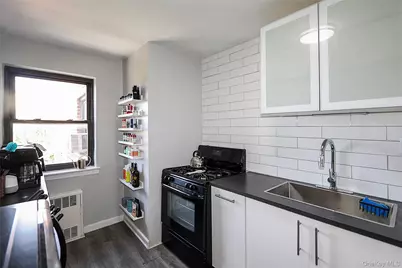 147-10 84th Road #6K, Briarwood, NY 11435 - Photo 13