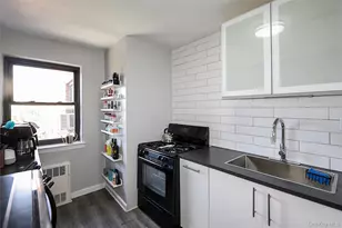 147-10 84th Rd, Briarwood, NY 11435 - Photo 13