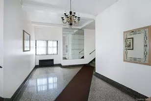 147-10 84th Rd, Briarwood, NY 11435 - Photo 21