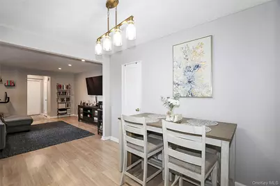 147-10 84th Road #6K, Briarwood, NY 11435 - Photo 3