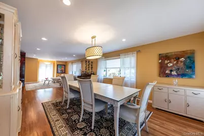 257 E Olive Street, Long Beach, NY 11561 - Photo 5