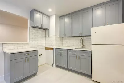 95-15 84 Street, Ozone Park, NY 11416 - Photo 5