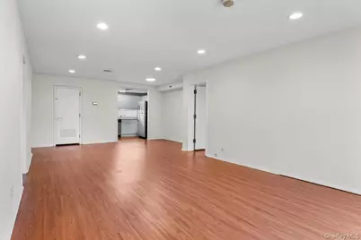 100 Cuttermill Road #3F, Great Neck, NY 11021 - Photo 17