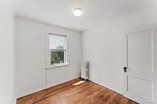 102-05 217th St, Queens Village, NY 11429 - Photo 19